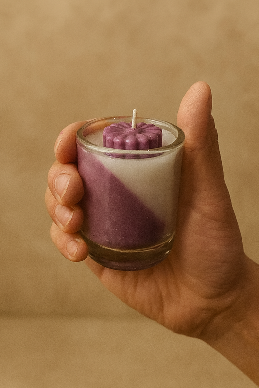 Dual-Tone Floral Top Candle (Lavender & Vanilla, Glass Jar)